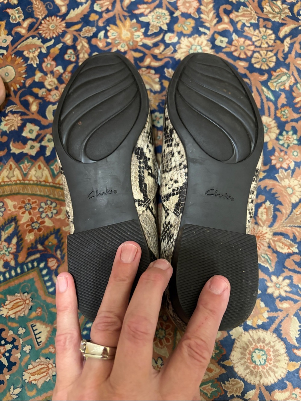 Like new Clarks size 8.5 Snake-Print Slip-On Loafers in taupe. Beautiful! - Picture 9 of 9